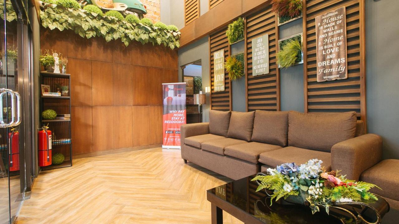 Reddoorz @ Gardenview Hotel Gtower Angeles Dış mekan fotoğraf