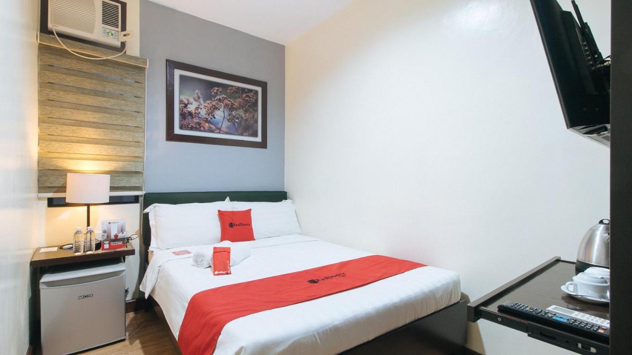 Reddoorz @ Gardenview Hotel Gtower Angeles Dış mekan fotoğraf