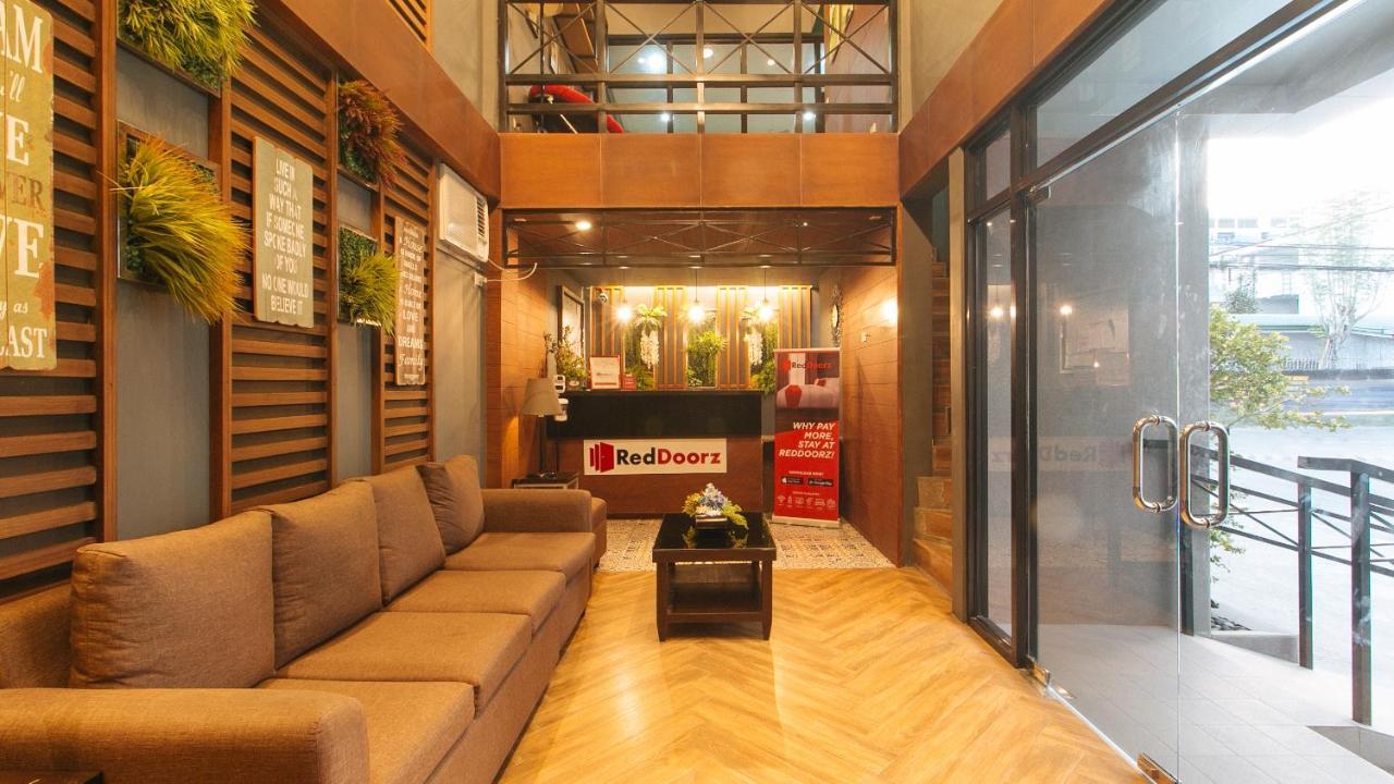 Reddoorz @ Gardenview Hotel Gtower Angeles Dış mekan fotoğraf