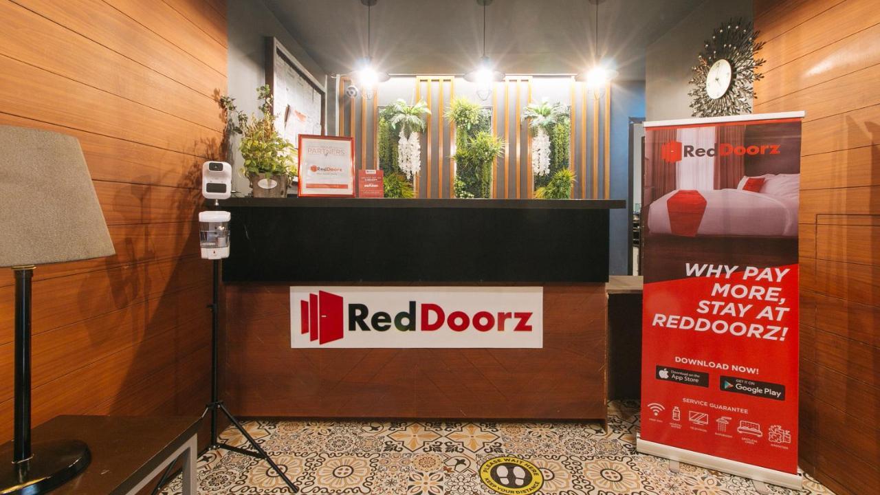 Reddoorz @ Gardenview Hotel Gtower Angeles Dış mekan fotoğraf